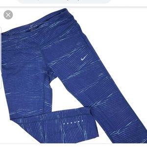 Nike DRI-FIT athletic yoga capri Blue Size Medium